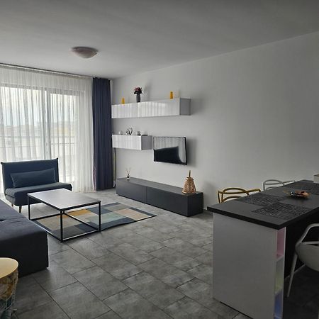 Summer Crib Mamaia-Sat นาโวดาริ ภายนอก รูปภาพ
