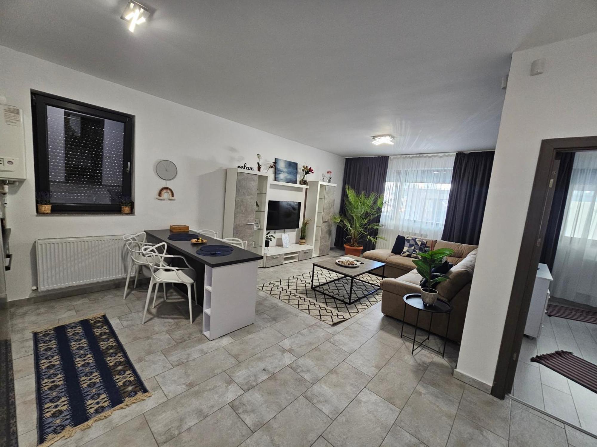 Summer Crib Mamaia-Sat นาโวดาริ ภายนอก รูปภาพ