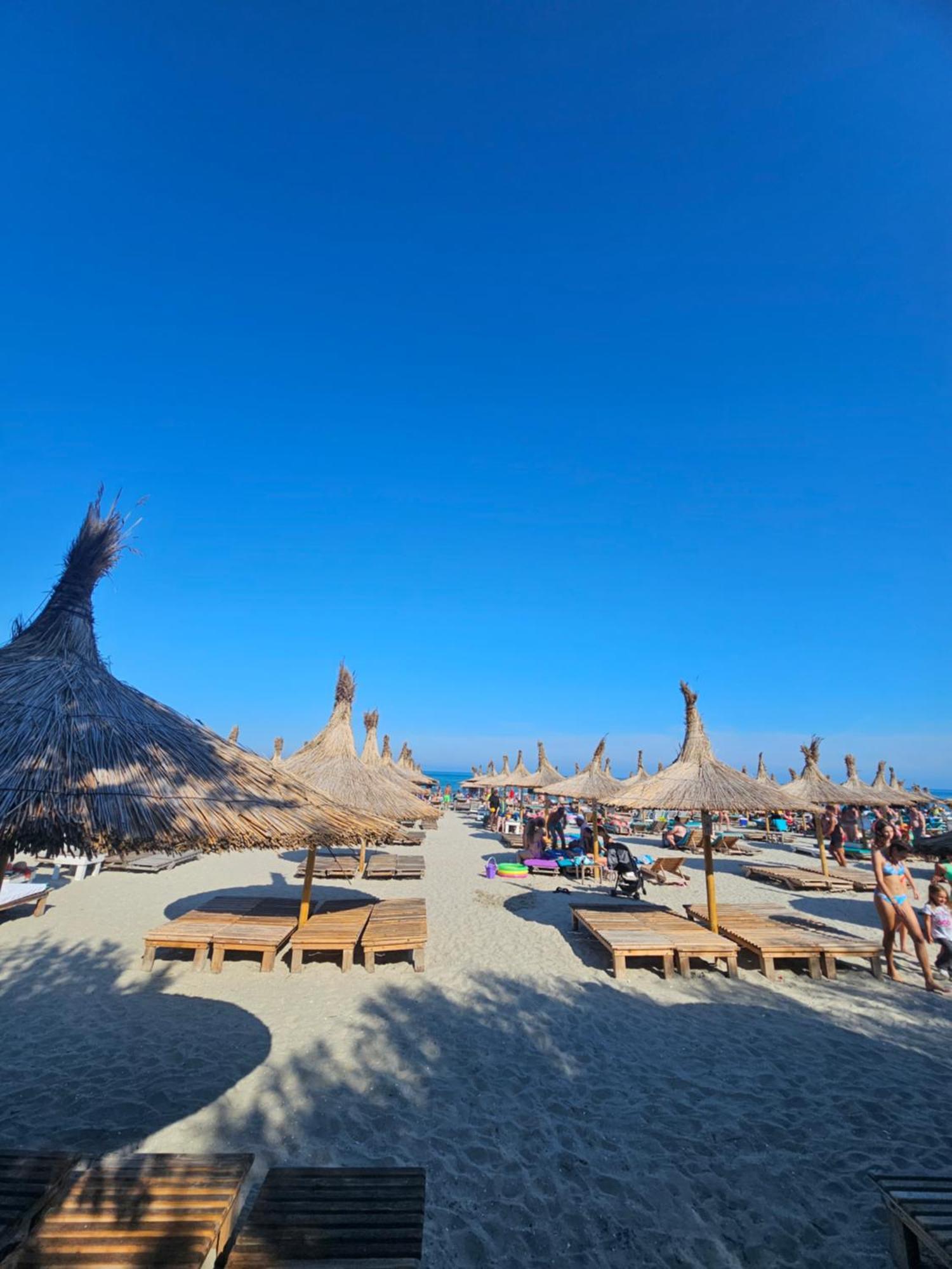 Summer Crib Mamaia-Sat นาโวดาริ ภายนอก รูปภาพ