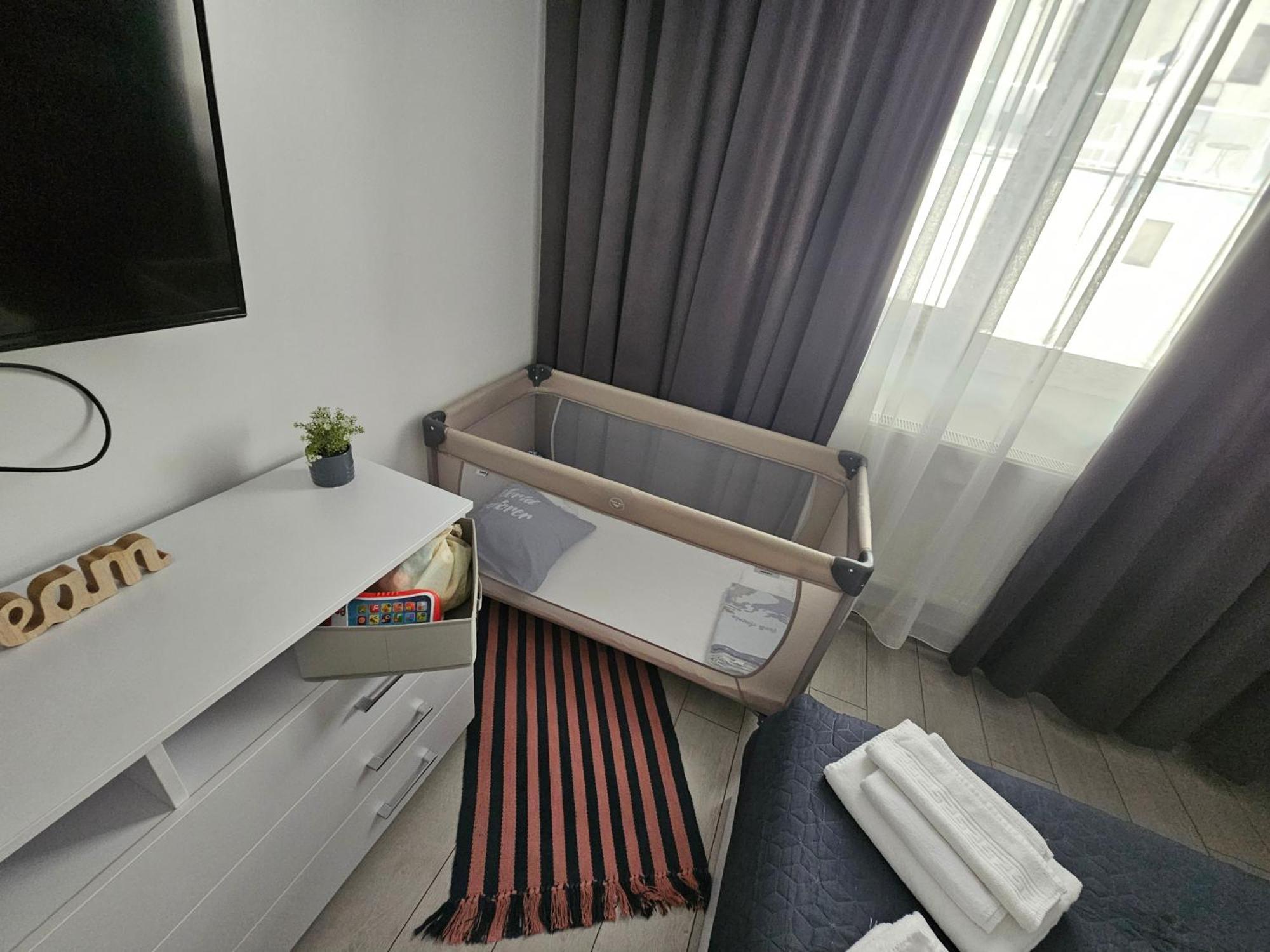 Summer Crib Mamaia-Sat นาโวดาริ ภายนอก รูปภาพ