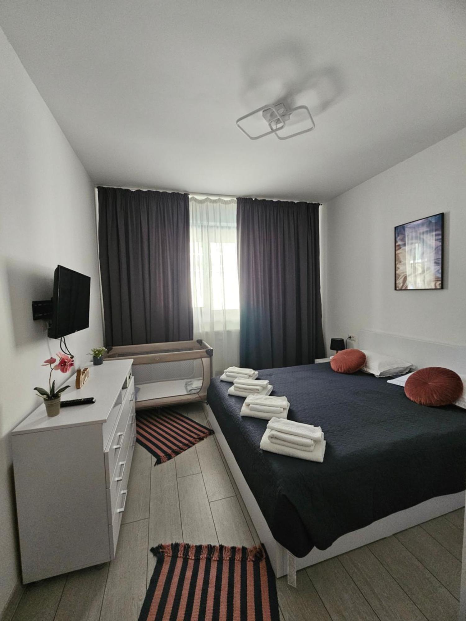 Summer Crib Mamaia-Sat นาโวดาริ ภายนอก รูปภาพ